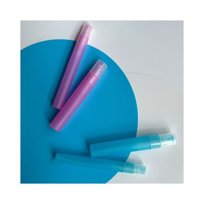 Material del cuerpo PP 5ml 8ml 10ml Colorido Portátil Botella de perfume vacía recargable